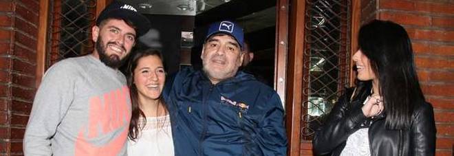 Maradona incontra il figlio:
quell'abbraccio atteso da 29 anni
