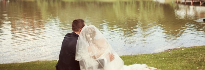 Lo sposo ci ripensa sul più bello: addio nozze nell’isola da sogno