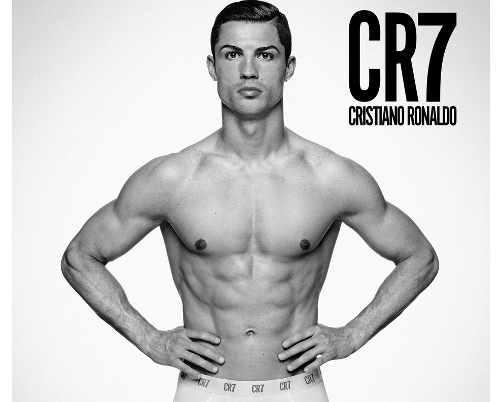 Cristiano Ronaldo modello per Yamamay con la sua linea di intimo CR7.
