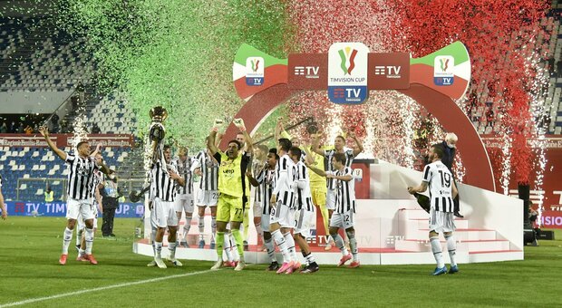 Atalanta-Juve 1-2: Kulusevski più Chiesa, Pirlo vince la Coppa Italia. E i tifosi tornano in tribuna