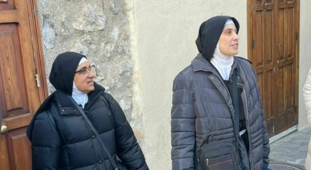Le suore si ribellano per salvare il monastero: pugno duro del Vaticano. «Ci hanno tolto i voti»