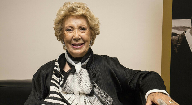 Franca Fendi, morta a 87 anni la terza sorella del colosso della moda: malore improvviso in casa