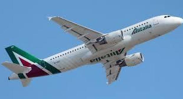 Tariffe di volo agevolate per i malati: ecco l'accordo tra Alitalia e il San Raffaele