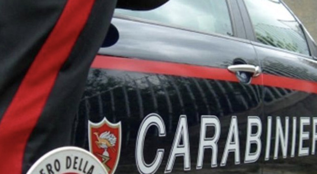 Firenze, schianto fra uno scooter e un'auto: morta una donna di 60 anni