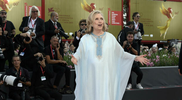 Mostra del cinema di Venezia: sul red carpet arriva Hillary Clinton