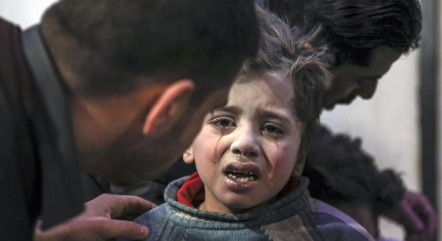 Siria, la strage dei bambini: 57 morti nel massacro di Ghuta