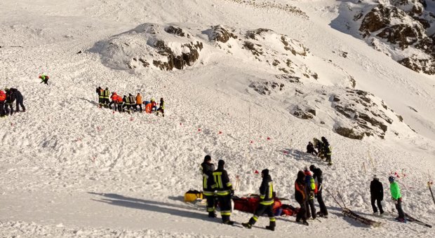 Val Senales, valanga su una pista da sci: morta una donna e due bambini