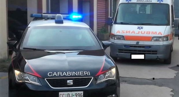 Torino, moto si schianta contro auto: centauro 49enne muore sul colpo