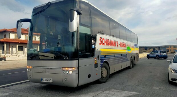Bus con 50 profughi ucraini arrivato a Trieste: sono donne e bambini, due uomini