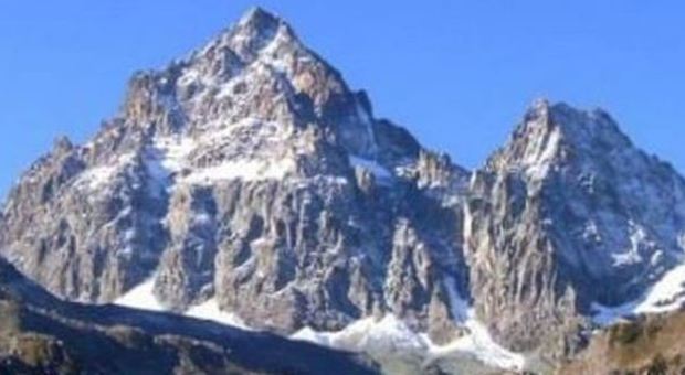 Cuneo, serie di tragedie sul Monviso: tre alpinisti morti in 48 ore