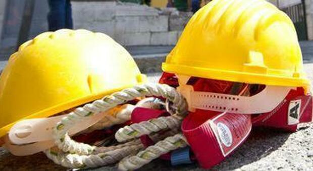 Incidenti sul lavoro, altre due vittime: morti due operai a Pisa e a Lanciano