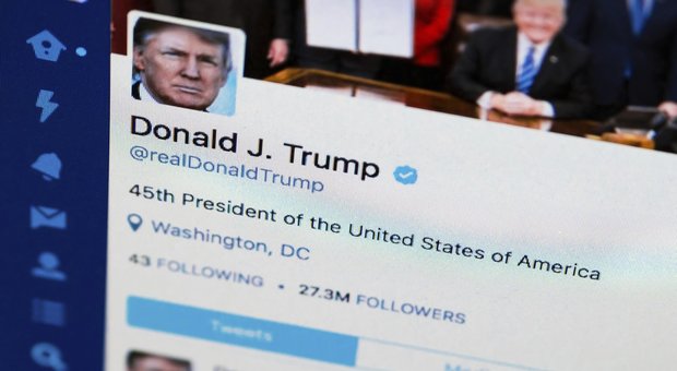 Giudice federale vieta a Trump di bloccare chi lo critica su Twitter: «Viola il primo emendamento»
