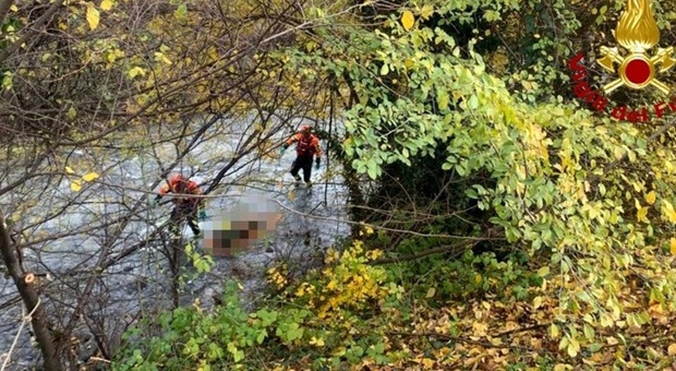 Cadavere di un uomo ritrovato in un torrente del Vicentino: è giallo