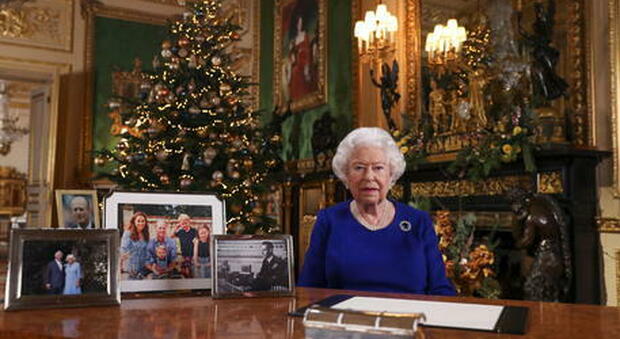 Il menù natalizio della regina Elisabetta? «Sempre lo stesso ogni anno». Le rivelazioni dello chef