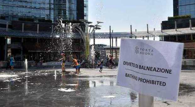 Caldo torrido, divieto di balneazione nelle fontana cittadine: boom di ingressi nelle piscine -Guarda
