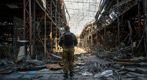 Ucraina, i russi adesso sfondano nel Donbass L'arma dei passaporti per spingere l'annessione