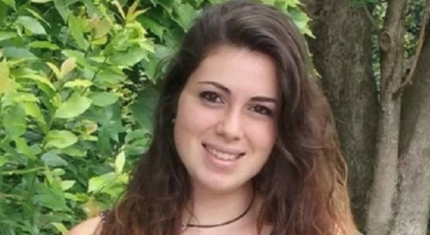 Eleonora Bottaro morta a 18 anni dopo il rifiuto alla chemio, i genitori condannati: «Era una sua volontà»
