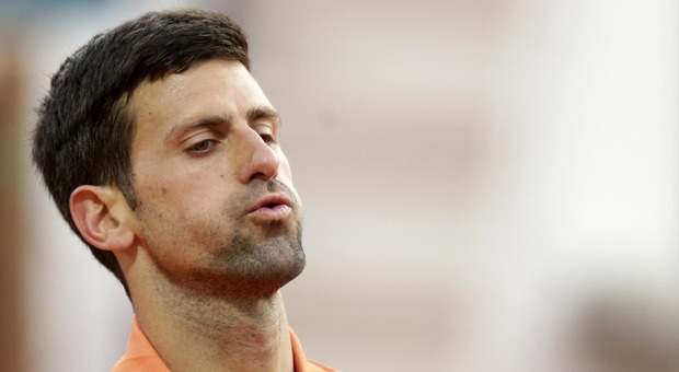 Djokovic ora si schiera con i russi: «Escluderli da Wimbledon è una follia»