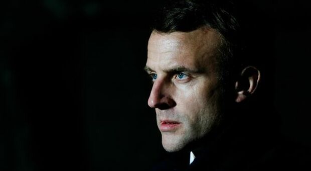 Coronavirus, Macron: "Francia in lockdown da venerdì ma scuole aperte"