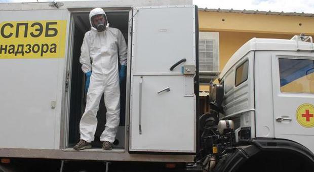 Ebola, primo decesso fuori da Lagos. Possibile caso a Barcellona