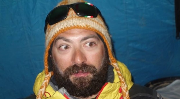 Simone, alpinista italiano ucciso in Nepal dalla montagna che amava