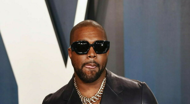 Kanye West, il nuovo album solo sulla piattaforma streaming da 200 dollari. Rabbia tra i fan