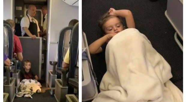 Bimbo autistico non riesce a calmarsi in aereo, la reazione dei passeggeri commuove la sua mamma