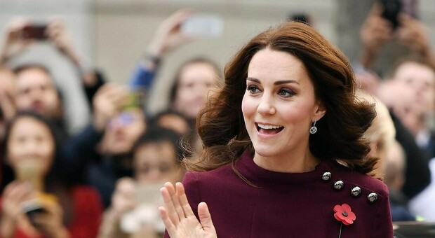 Kate Middleton, nuova guerra nella Famiglia Reale dopo Meghan Markle: «Ama rubare la scena agli altri»