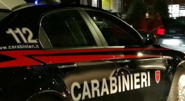 Torino, invita l'ex fidanzato a casa e lo accoltella: arrestata