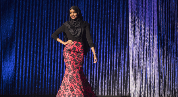 Halima, la miss Usa in passerella col burkini: “Voglio rompere gli schemi”