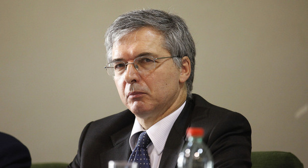 Daniele Franco, chi è il nuovo ministro dell'Economia: l'uomo di Mario Draghi gestirà il Recovery Fund