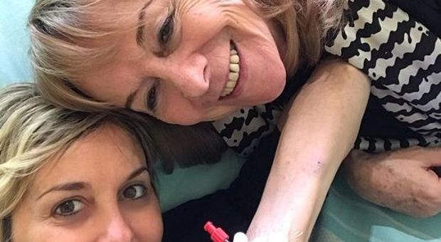 Nadia Toffa, la madre: «Prima che morisse le ho detto una bugia per portarla all'hospice»