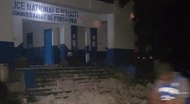 Forte terremoto ad Haiti, almeno 11 morti. Crollata una chiesa