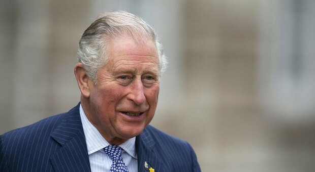 Il principe Carlo ragiona già da Re: il suo piano per trasferirsi a Buckingham Palace