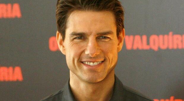 Tom Cruise vende in nido d'amore con Katie Holmes: il divo mette sul mercato il ranch in Colorado scenario dei suoi salti sul sofà
