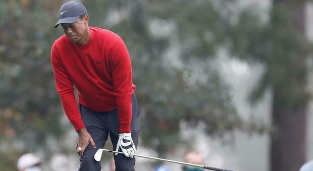 Tiger Woods senza pace: operato alla schiena per la quinta volta