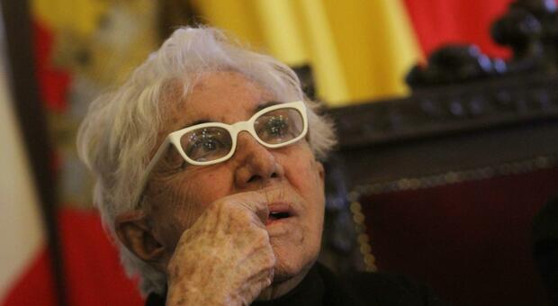 Morta Lina Wertmuller, aveva 93 anni. Oscar alla carriera nel 2020, fu la prima donna regista ad avere la nomination
