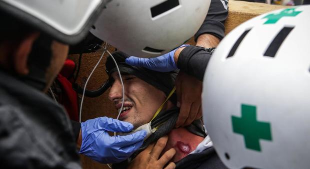 Venezuela, la protesta repressa nel sangue: 10 morti in un giorno, l'ira degli Usa