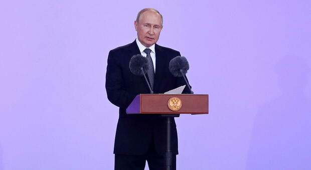 Putin: «Gli Stati Uniti cercano di prolungare il conflitto in Ucraina, popolazione usata come carne da cannone»