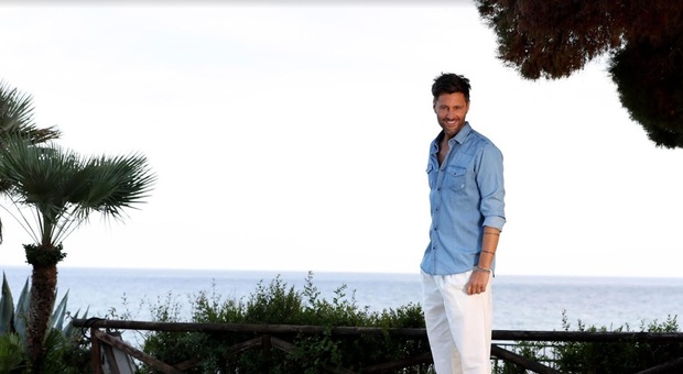 Filippo Bisciglia torna in tv con Temptation Island 2021:quando inizia, le coppie e le novità