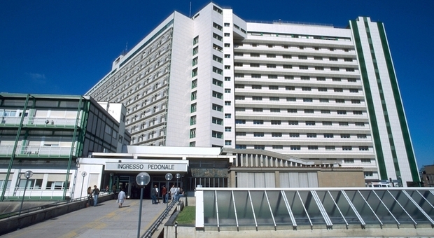Legionella, morto un pensionato 76enne: contagiato in un hotel durante la gita in Sicilia