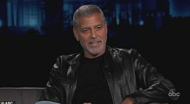 George Clooney: «I nostri gemelli usano l'italiano contro di noi». Il segreto imbarazzante svelato al Kimmel Show