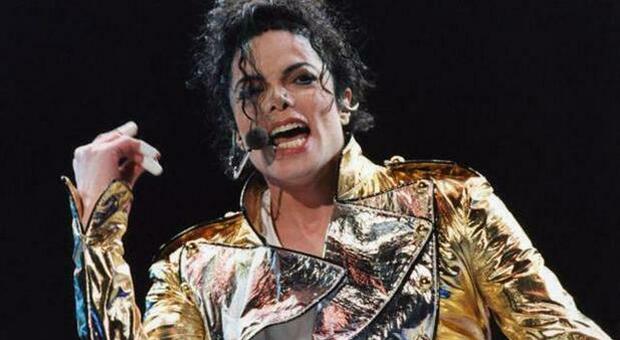 Micheal Jackson, 12 anni dalla scomparsa del re del pop. «Il suo funerale l’evento mediatico più grande di sempre»