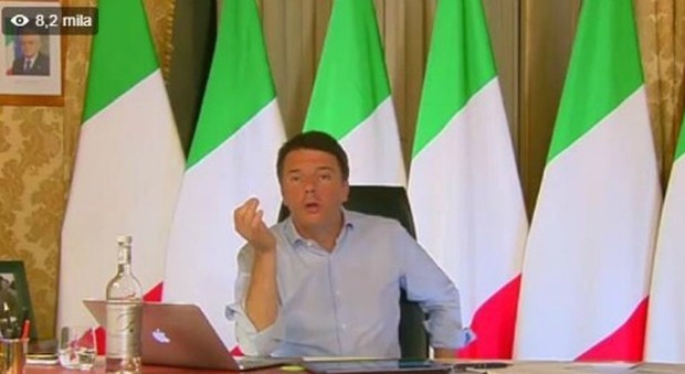 Bandiera della Ue, Renzi ci ripensa: "La teniamo ma l'Europa deve fare il suo mestiere"