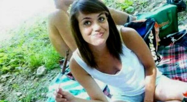 Martina Rossi, morta a Maiorca: uno dei condannati riceverà un premio. L'ira della famiglia: «Com'è possibile?»