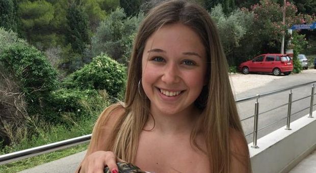 Uccisa a 17 anni dal compagno di scuola: «Non voleva essere la mia ragazza»