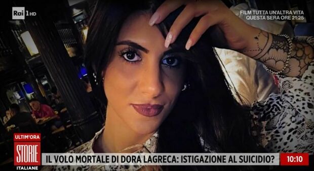 Dora, l'amico del compagno a Storie Italiane: «Lei era molto gelosa di noi amici, una volta vedendoci ha spaccato un vetro»