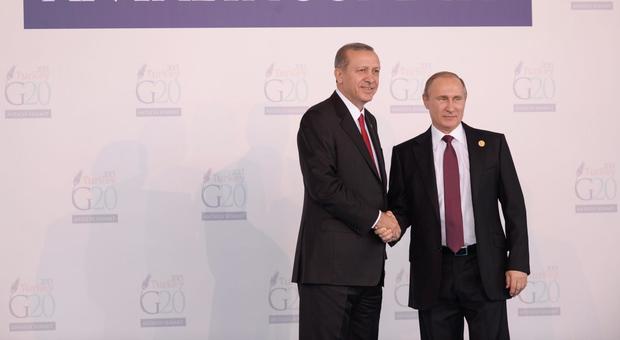 Siria, accordo Russia-Turchia per il cessate il fuoco: sarà sottoposto a Damasco