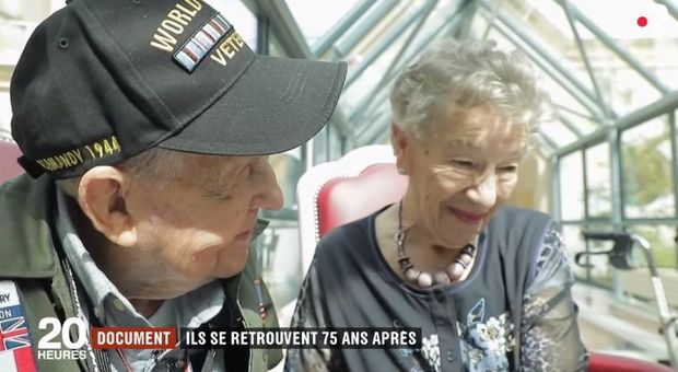 Veterano di guerra ritrova il suo primo amore dopo 75 anni: «Non l'ho mai dimenticata»