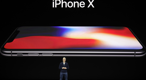 Apple lancia l'iPhone X, l'iPhone 8 e 8plus: ecco quanto costano, e arriva il caricabatteria wireless